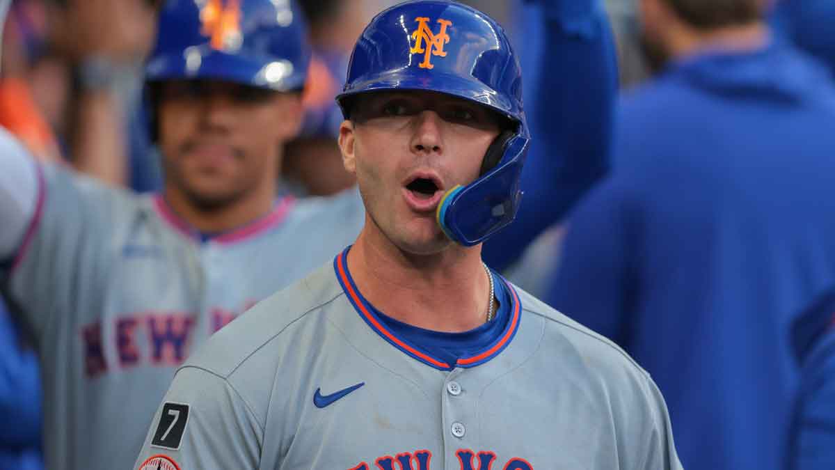 New York Mets first baseman Pete Alonso (20) celebrates after hitting a three-run home run against the Miami Marlins during the eighth inning at loanDepot Park.