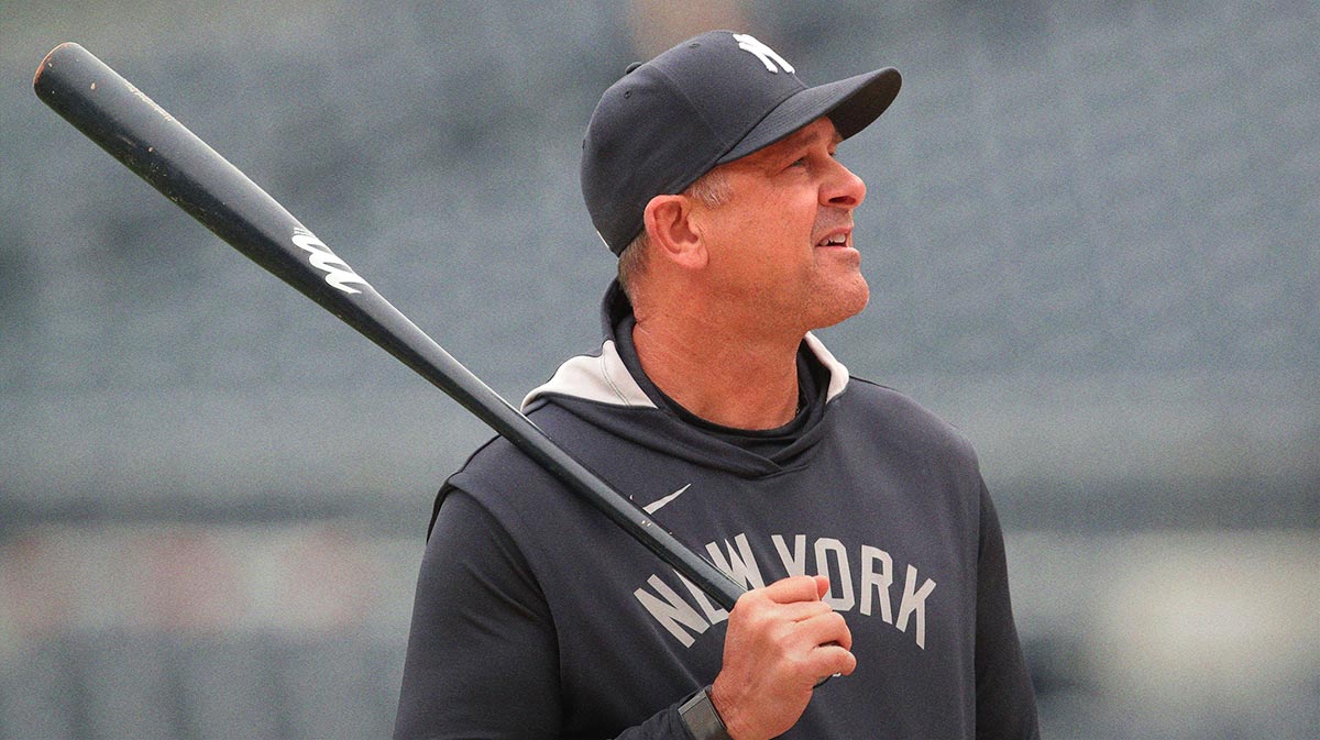 Yankees’ Aaron Boone gets tossed from Rays game after going off on umpire