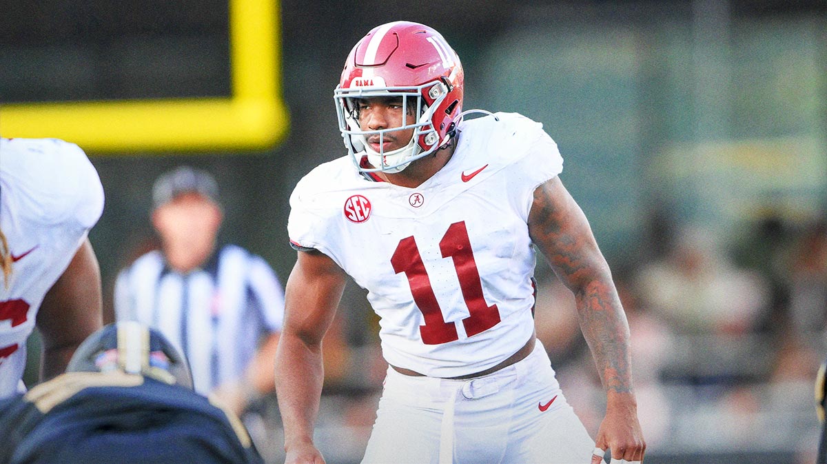 Alabama Crimson Tide linebacker Jihaad Campbell (11) sneaks a peek into the back field against the Vanderbilt Commodores during the second half at FirstBank Stadium.