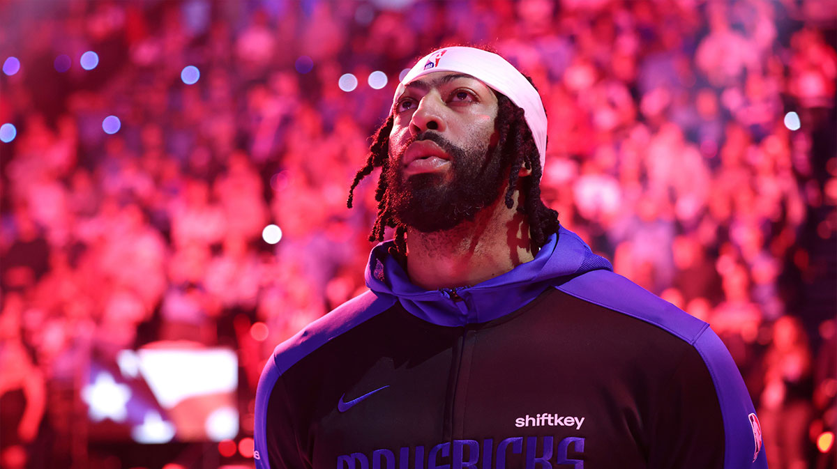 Dallas Mavericks forward Anthony Davis (3) looks on during the National Anthem before the game against the Los Angeles Clippers at Intuit Dome.