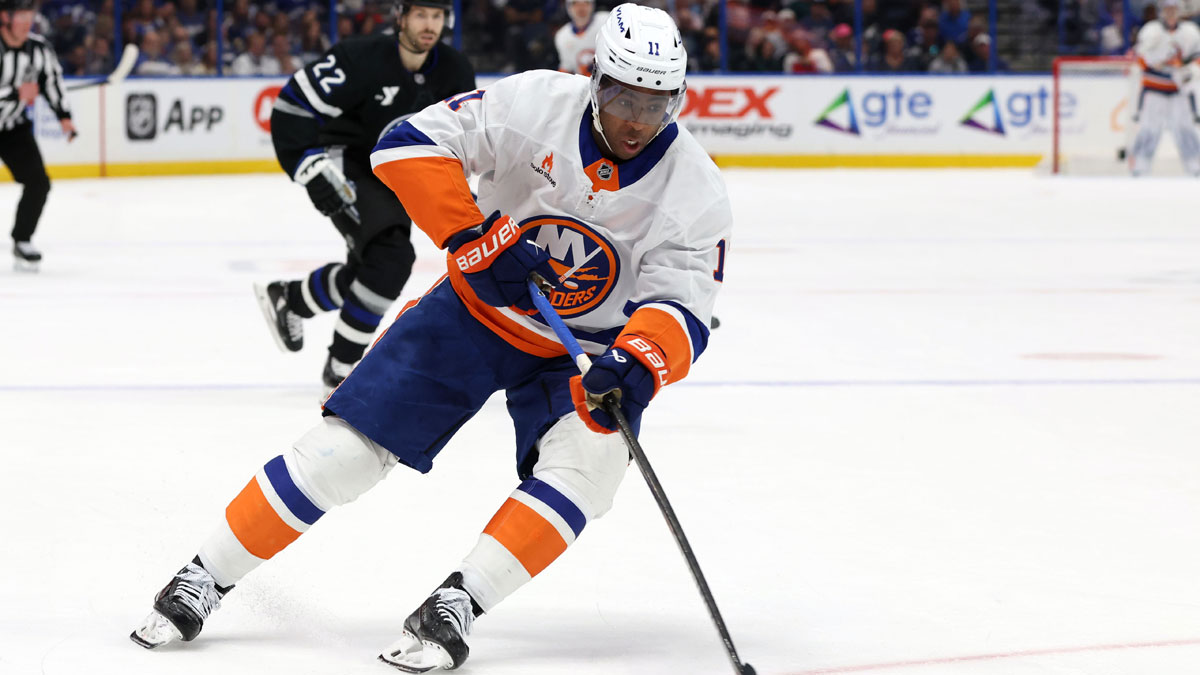 New York Islanders left wing Anthony Duclair (11) skates with the puck against the Tampa Bay Lightning during the first period at Amalie Arena.