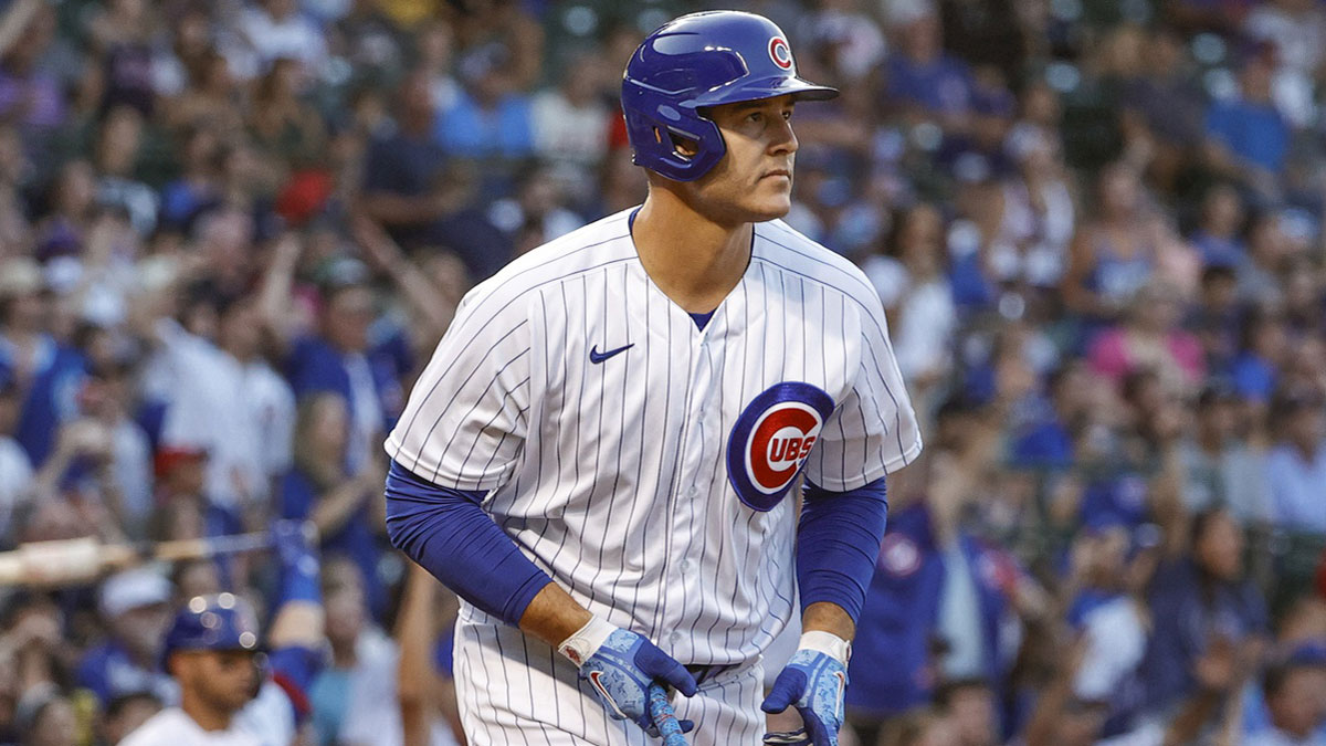 Chicago Cubs first baseman Anthony Rizzo (44) hits a two-run home run against the Cincinnati Reds during the first inning at Wrigley Field.