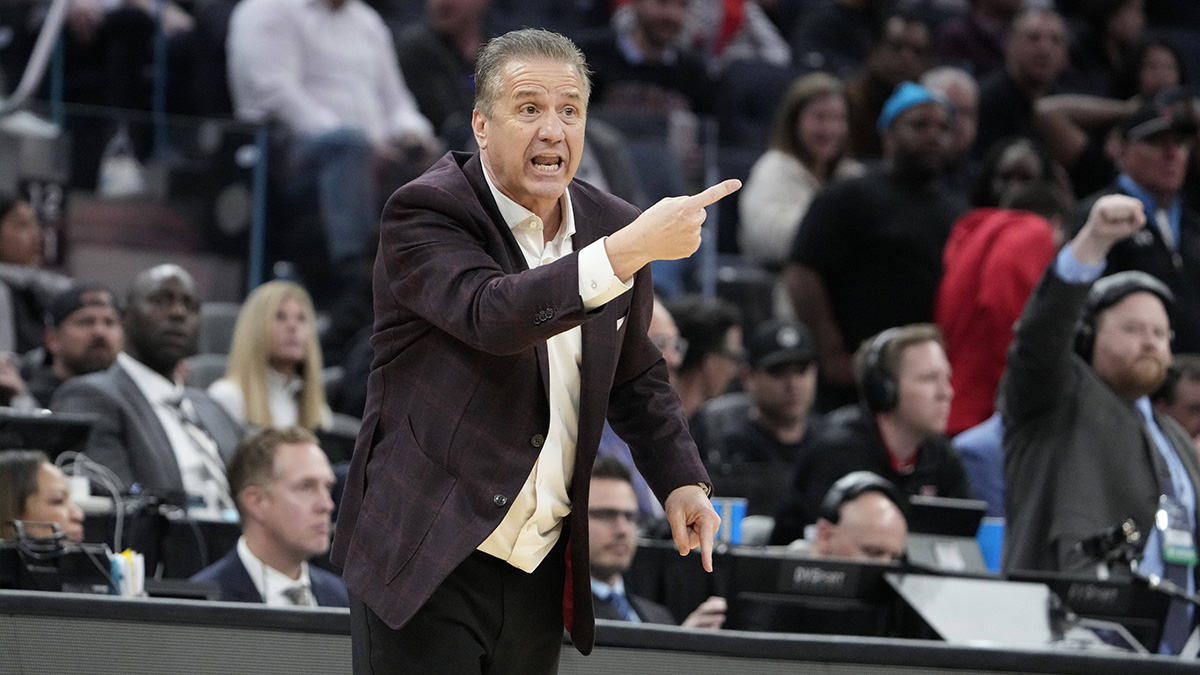 Arkansas Razorbacks head coach John Calipari directs play downcourt during the first half against the Texas Tech Red Raiders during a West Regional semifinal of the 2025 NCAA tournament at Chase Center.