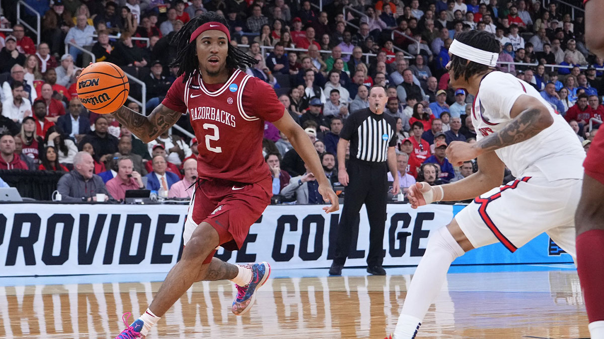 Arkansas basketball’s Boogie Fland enters transfer portal, but there’s a catch