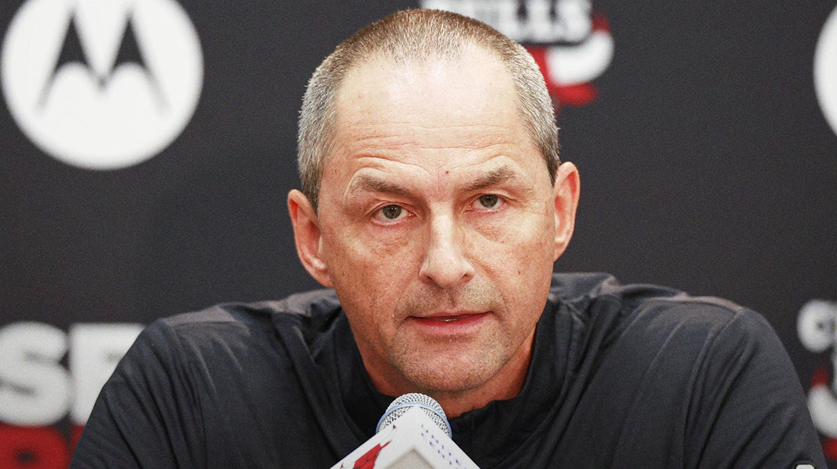 Chicago Bulls vice president of basketball operations Arturas Karnisovas speaks during Chicago Bulls Media Day.