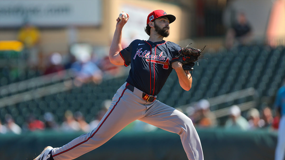 Atlanta Braves starting pitcher Ian Anderson (48) delivers a pitch against the Miami Marlins during the first inning at Roger Dean Chevrolet Stadium.