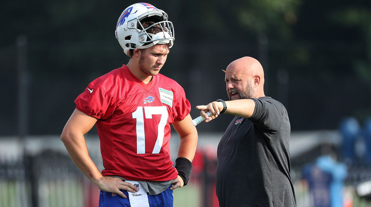 Giants rumors: Insider makes Josh Allen comparison for Jaxson Dart