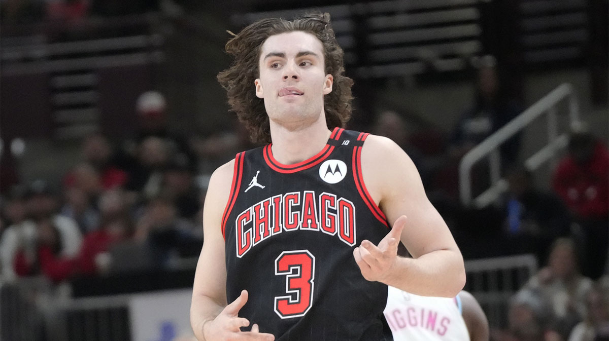 Is Josh Giddey playing tonight? Bulls vs. Heat NBA Play-In Tournament injury report