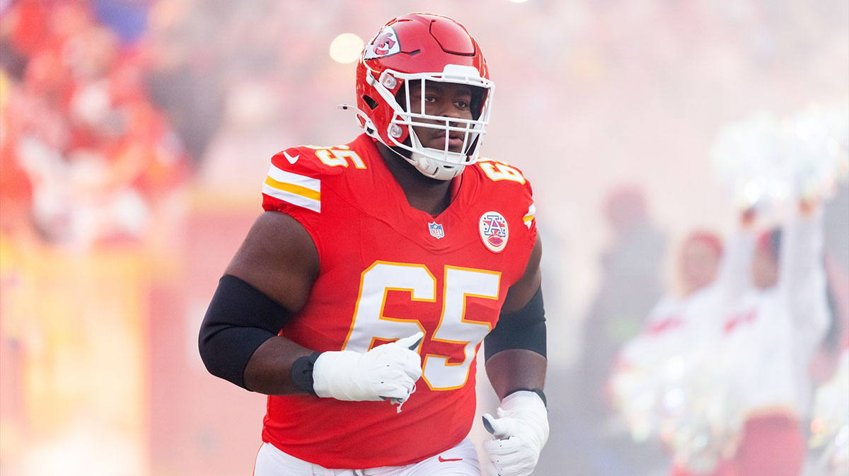 Kansas City Chiefs guard Trey Smith (65) against the Buffalo Bills in the AFC Championship game at GEHA Field at Arrowhead Stadium.