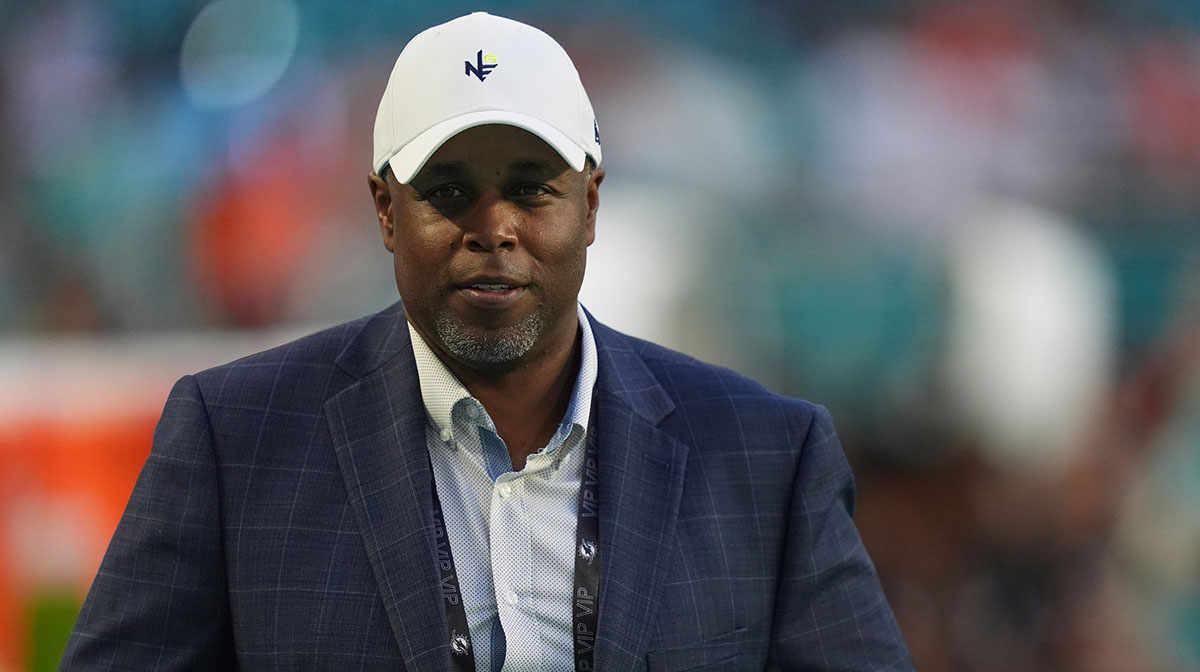 Dolphins GM addresses Tyreek Hill trade rumors, but there’s a catch