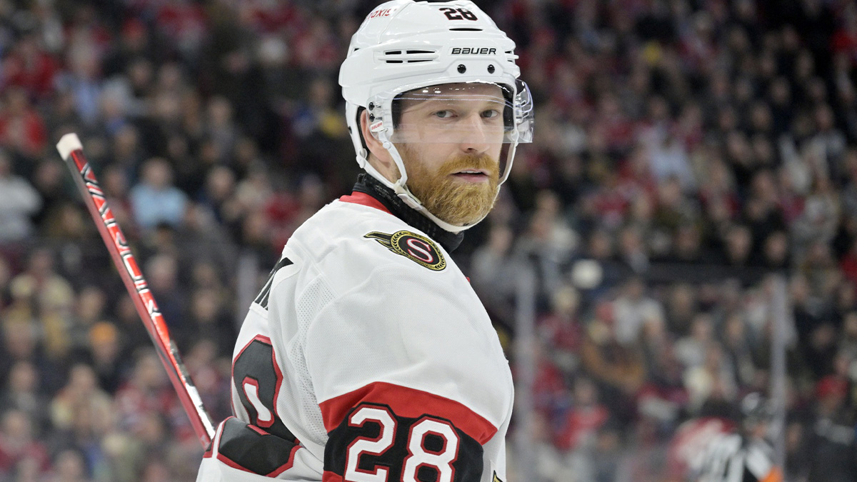 Ottawa Senators forward Claude Giroux (28) during the second period of the game against the Montreal Canadiens at the Bell Centre.