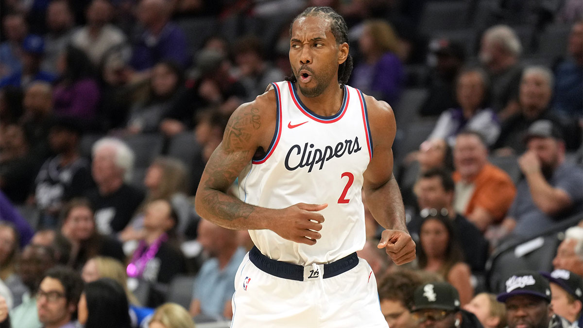 Los Angeles Clippers forward Kawhi Leonard (2) reacts after making a three point basket against the Sacramento Kings during the second quarter at Golden 1 Center.
