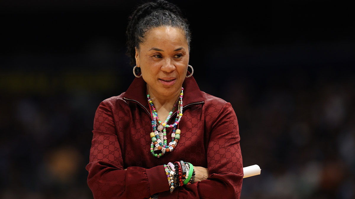 South Carolina Gamecocks head coach Dawn Staley reacts during the first quarter in a semifinal of the women's 2025 NCAA tournament against the Texas Longhorns at Amalie Arena.