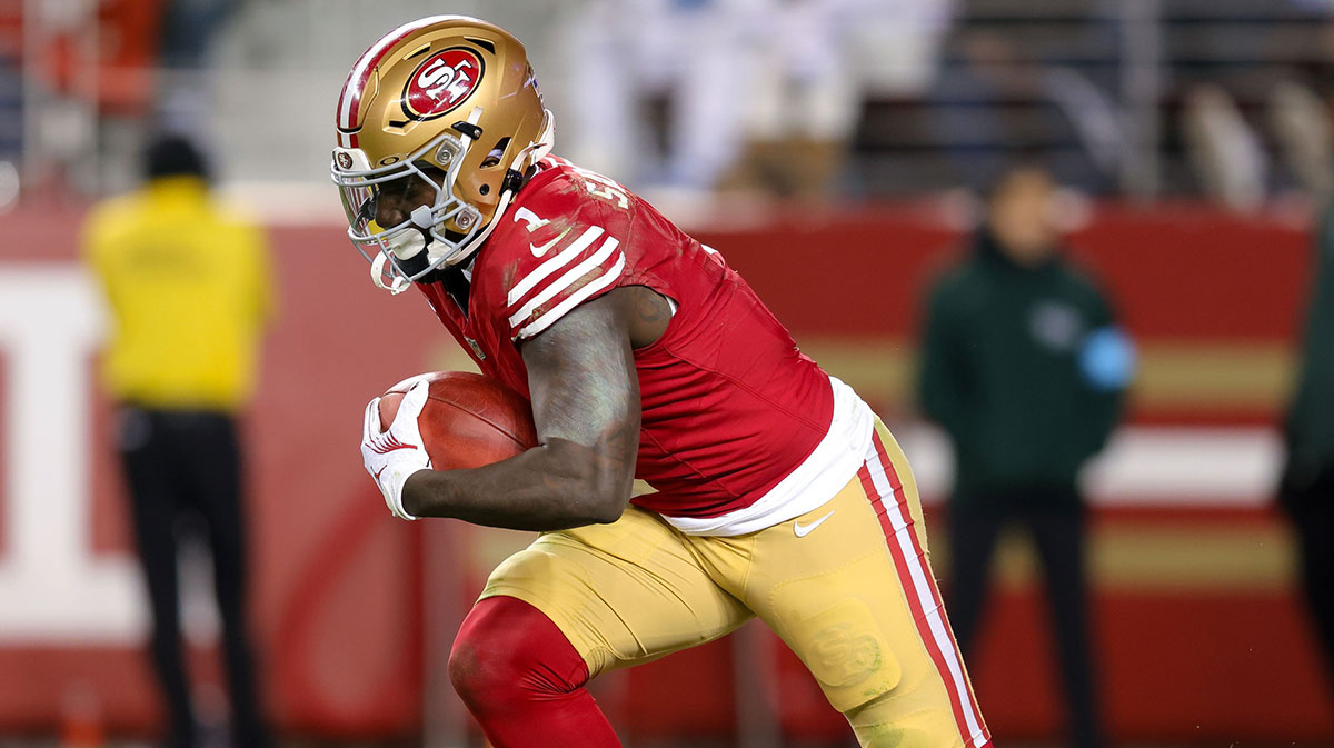 San Francisco 49ers wide receiver Deebo Samuel Sr. (1) during the game against the Detroit Lions at Levi's Stadium. Mandatory Credit: Sergio Estrada-Imagn Images