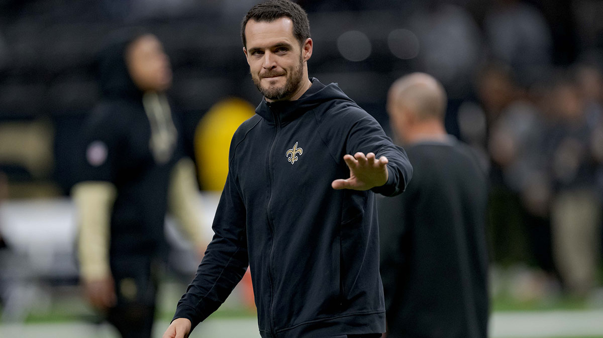 Derek Carr’s Saints future in doubt with potentially season-ending shoulder injury