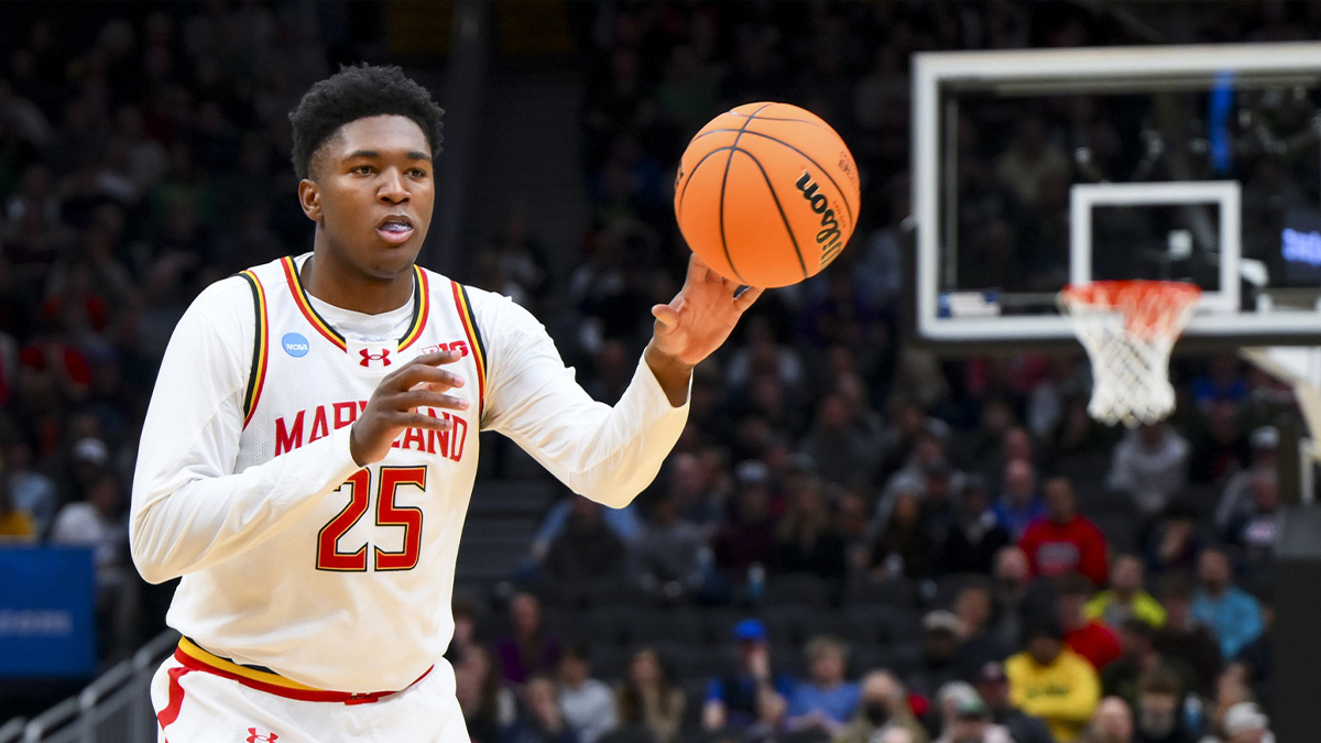 Maryland Terrapins center Derik Queen (25) passes the ball against the Colorado State Rams in the first half at Climate Pledge Arena.