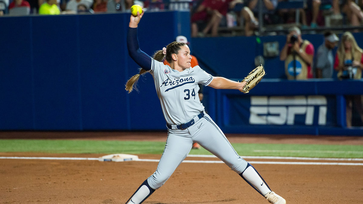 Arizona Wildcats pitcher Devyn Netz (34) throws a pitch during the first inning of the NCAA Women's College World Series game against the Oregon State Beavers at USA Softball Hall of Fame Stadium. Arizona won 3-1.