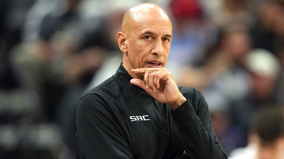 Sacramento Kings interim head coach Doug Christie during the first quarter against the Los Angeles Clippers at Golden 1 Center.