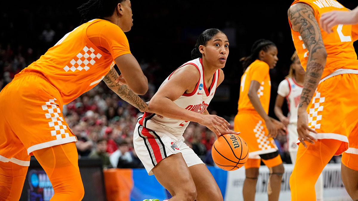 Dream forward Taylor Thierry (2) dribbles toward Tennessee Lady Vols forward Zee Spearman (11) during the second round of the women's NCAA Tournament at Value City Arena in Columbus. Ohio State lost 82-67.