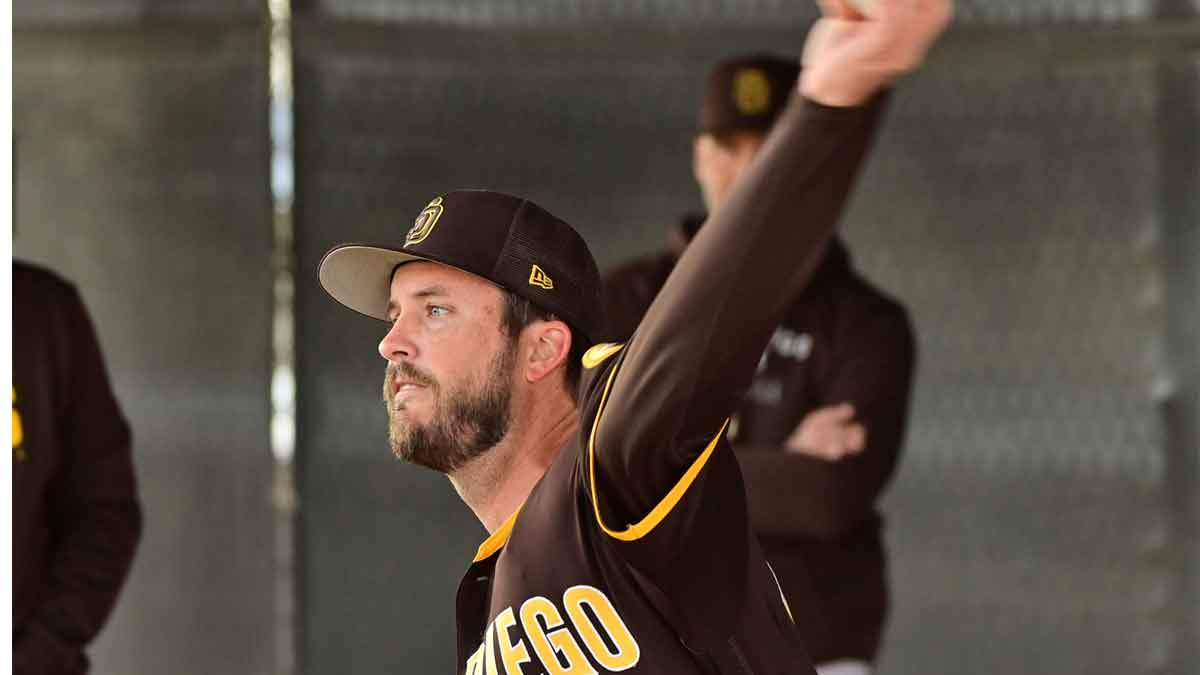 Cubs acquiring former All-Star in trade with Mariners