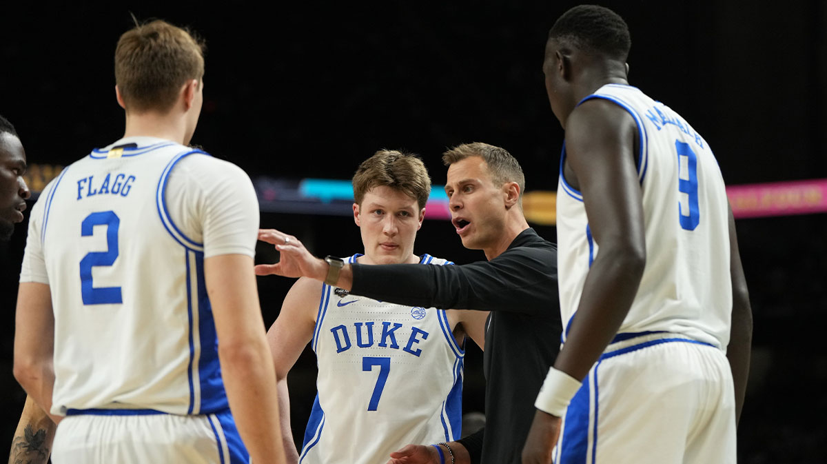 Duke Blue Devils head coach Jon Scheyer directs players before a semifinal of the men's Final Four of the 2025 NCAA Tournament at the Alamodome.