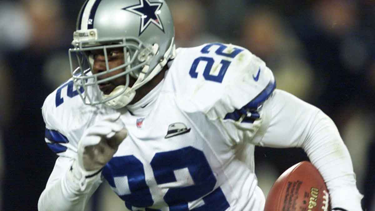 Emmitt Smith is the NFL's all-time leading rusher (18,355 yards) and rushing touchdowns (164) and is a three-time Super Bowl champion. Xxx Cowboys Ravens 021 S Fbn Usa Md