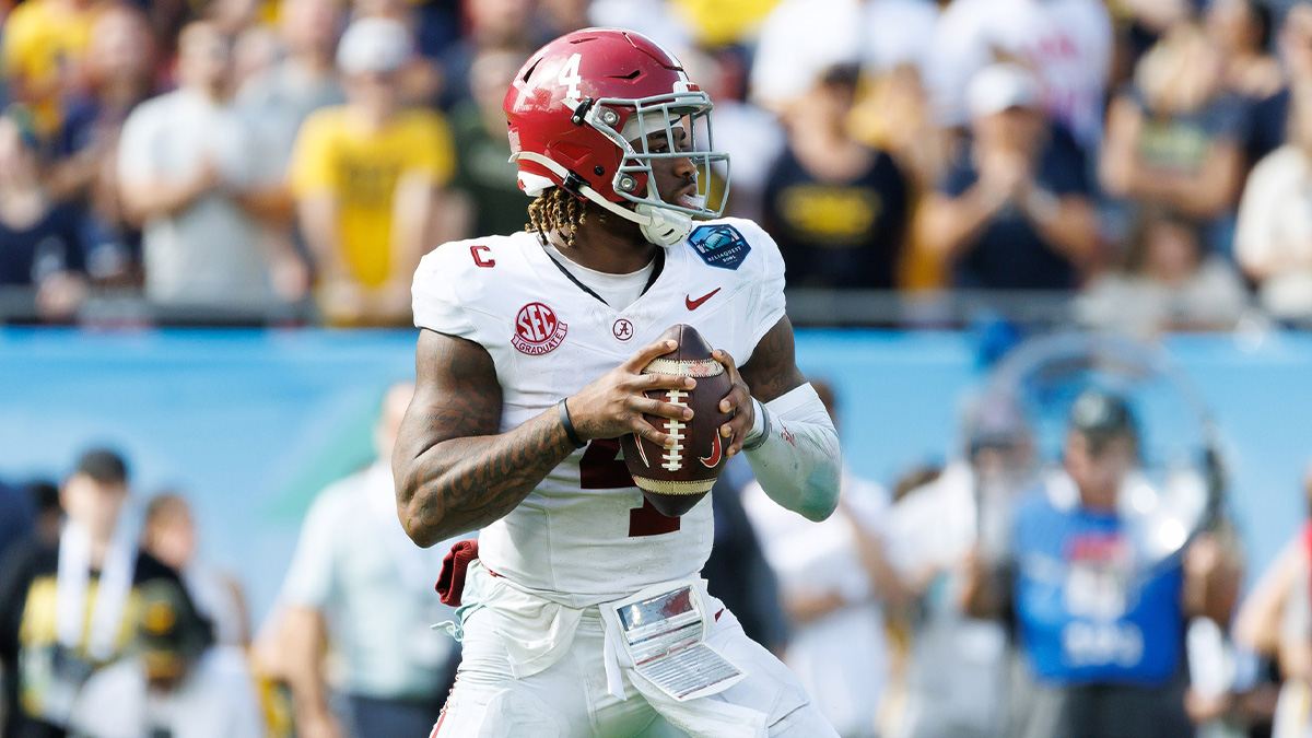 Alabama Crimson Tide quarterback Jalen Milroe (4) looks to throw against the Michigan Wolverines during the second half at Raymond James Stadium.