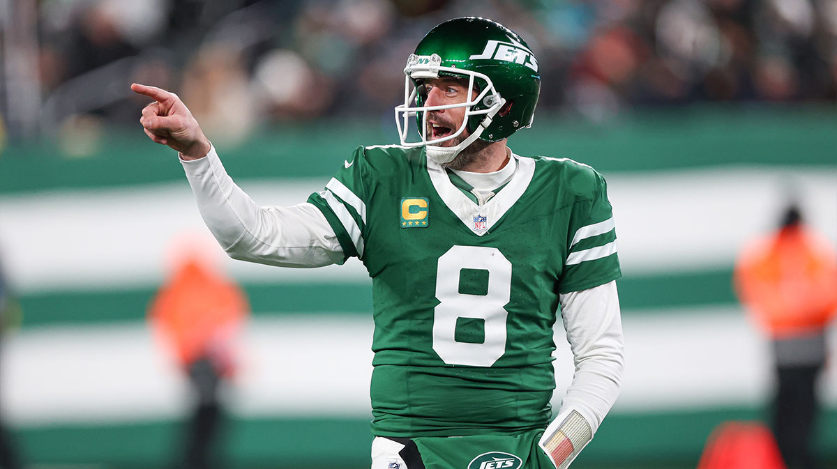 Aaron Rodgers addresses potential free agency deadline from Steelers