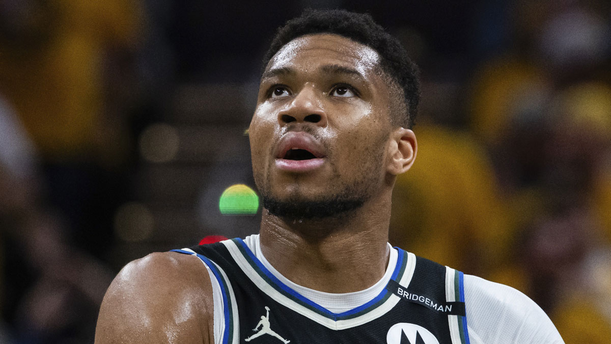 Milwaukee Bucks forward Giannis Antetokounmpo (34) in the first half against the Indiana Pacers at Gainbridge Fieldhouse.