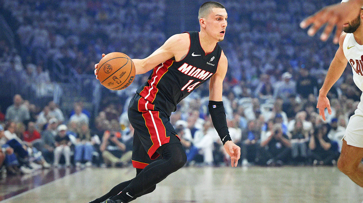 Heat offseason Giannis Antetokounmpo trade proposal after embarrassing playoff elimination