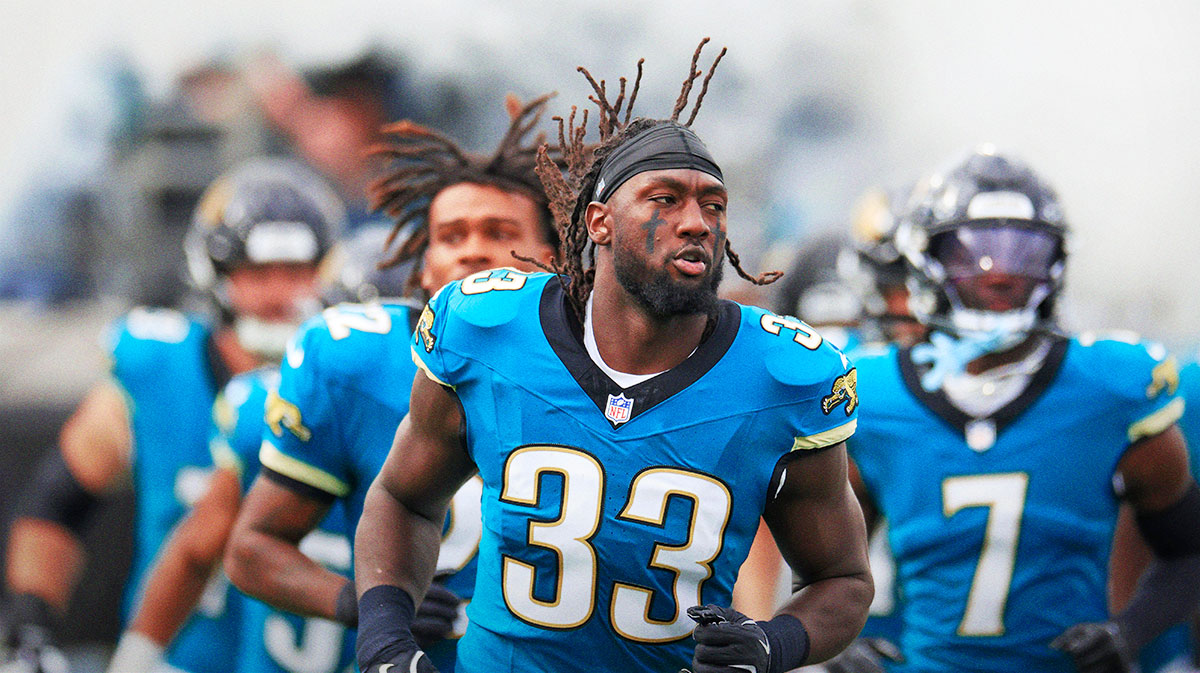 Jaguars make surprising contract decision on leading tackler