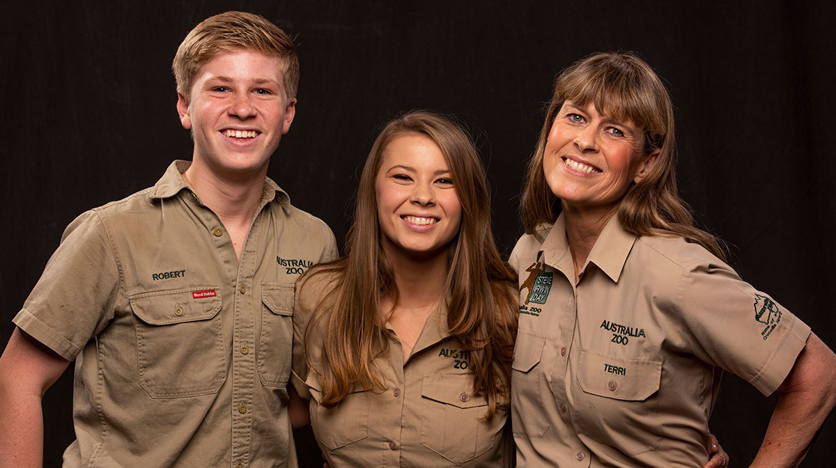 Robert, Bindi, and Terri Irwin (l-r) talk about their new Animal Planet series and the late Steve Irwin.
