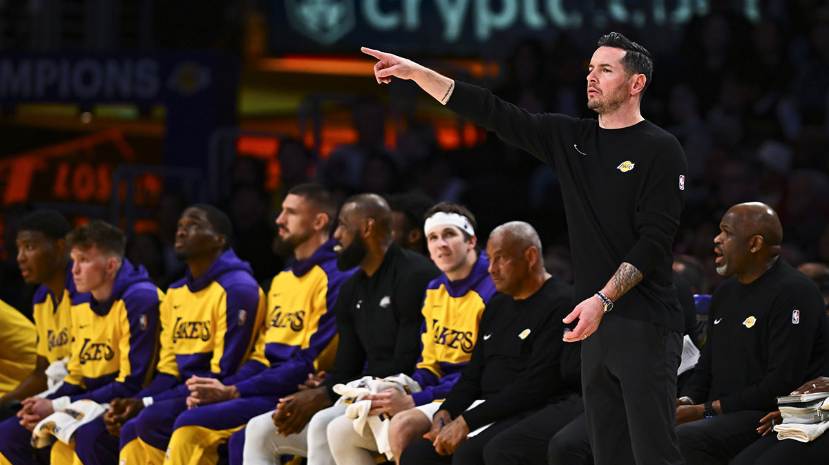 3 adjustments Lakers must make after Game 1 disaster vs. Timberwolves