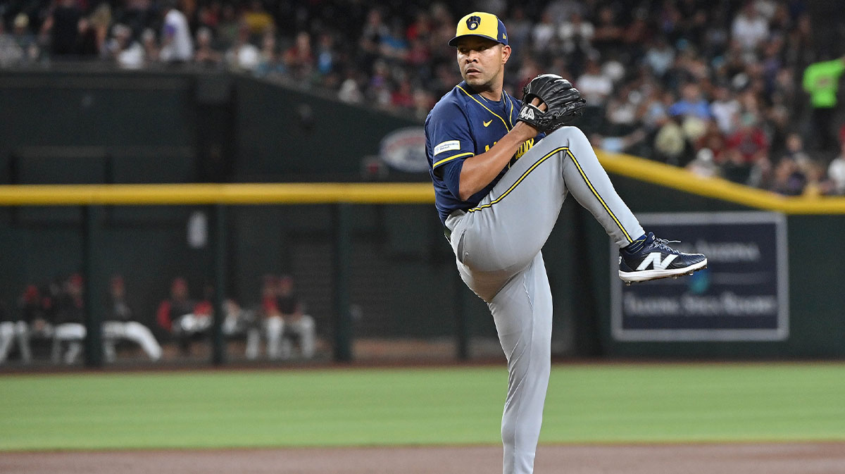 Milwaukee Brewers pitcher Jose Quintana (62) throws in the first inning against the Arizona Diamondbacks at Chase Field.