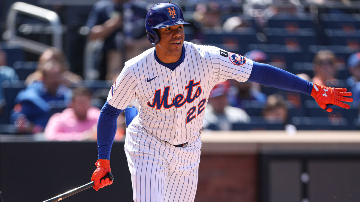 New York Mets right fielder Juan Soto (22) singles during the fifth inning against the St. Louis Cardinals at Citi Field.