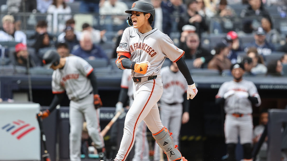 San Francisco Giants center fielder Jung Hoo Lee (51) celebrates after hitting a a three-run home run in the sixth inning against the New York Yankees at Yankee Stadium.