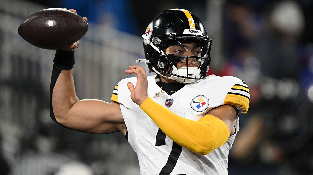 Pittsburgh Steelers quarterback Justin Fields (2) warms up before an AFC wild card game against the Baltimore Ravens at M&T Bank Stadium.