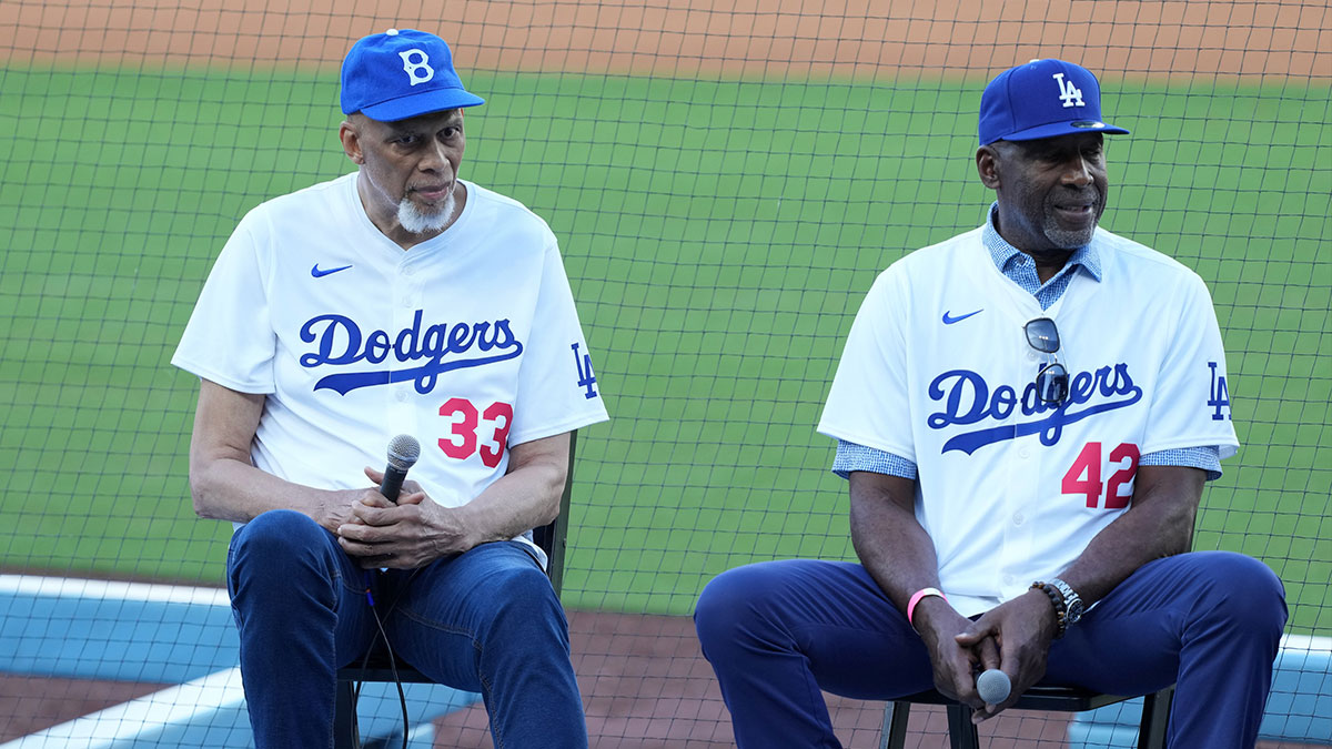 Kareem Abdul-Jabbar to be Dodgers’ featured speaker on Jackie Robinson Day