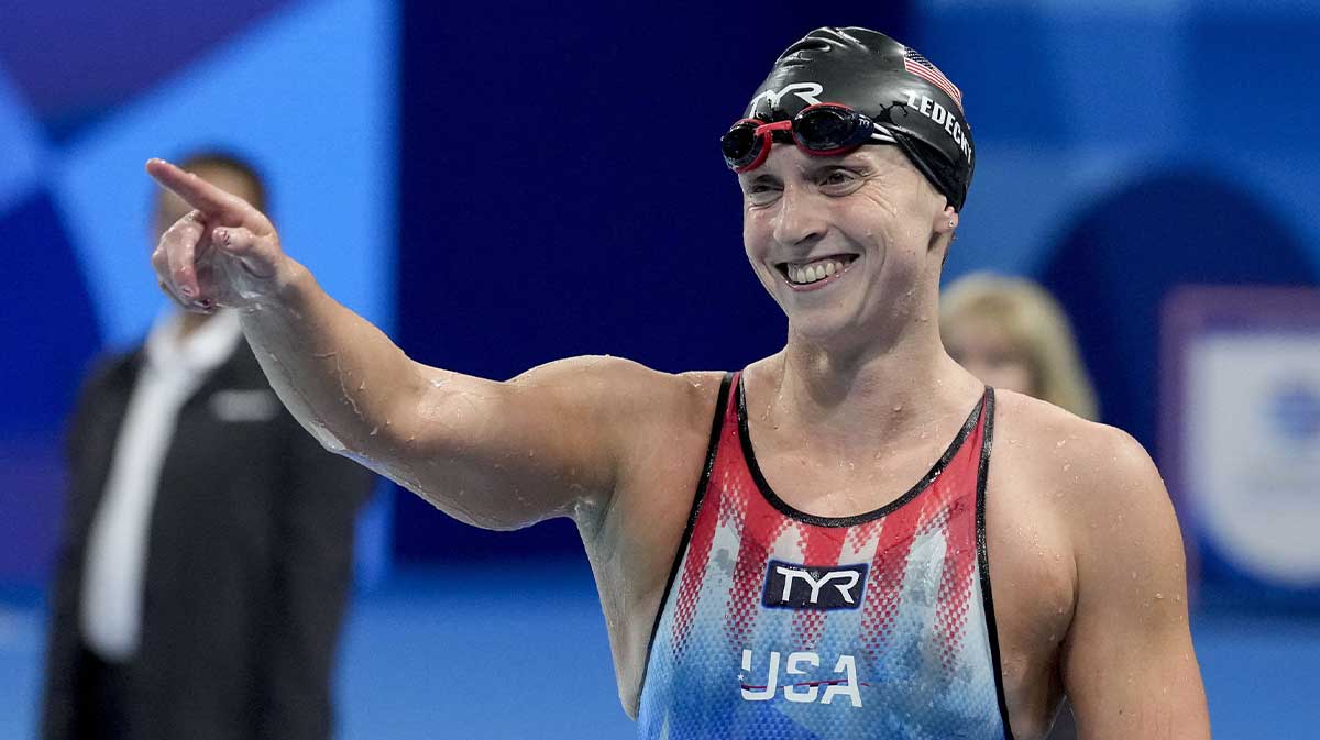 Katie Ledecky dominates on her way to making history in this grueling event