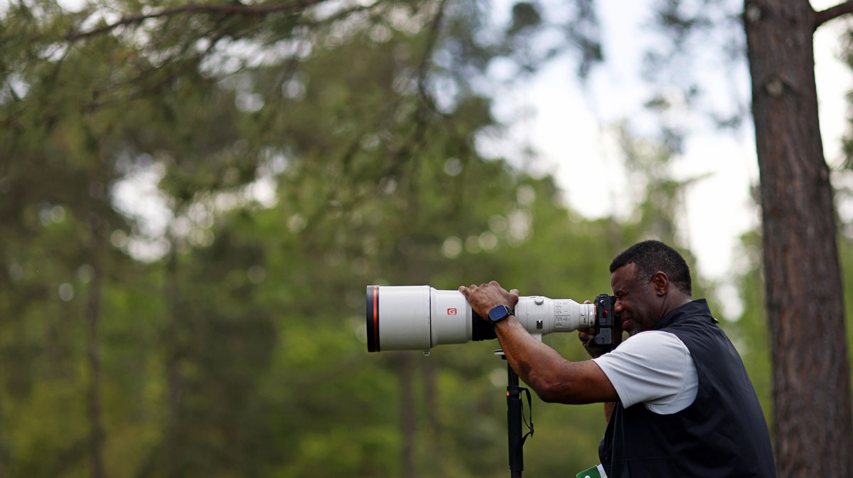 Ken Griffey Jr.’s epic Rory McIlroy at Masters photos leave fans speechless