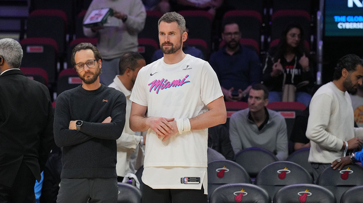 Miami Heat forward Kevin Love (42) looks on during warm-ups before the game against the Cleveland Cavaliers at Kaseya Center.