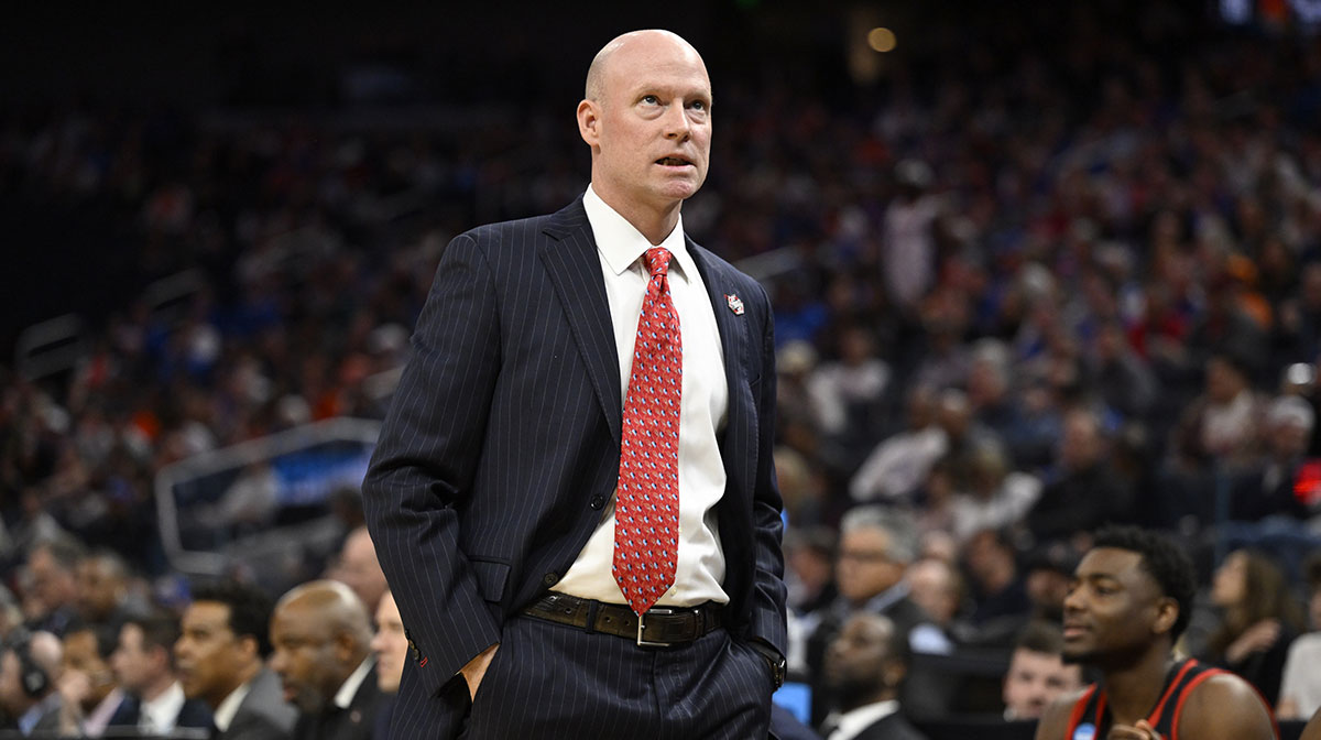 Maryland Terrapins head coach Kevin Willard watches play downcourt during the first half against the Florida Gators during a West Regional semifinal of the 2025 NCAA tournament at Chase Center