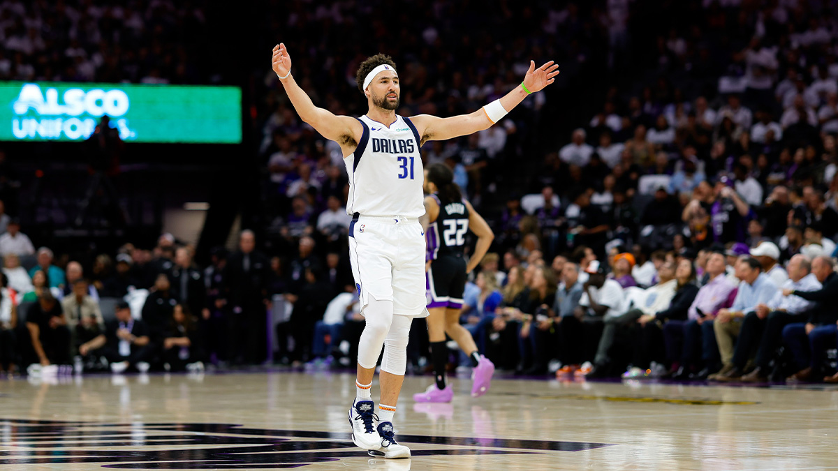 https://wp.clutchpoints.com/wp-content/uploads/2025/04/Klay-Thompson-reacts-during-play-in-game-in-2025.jpg