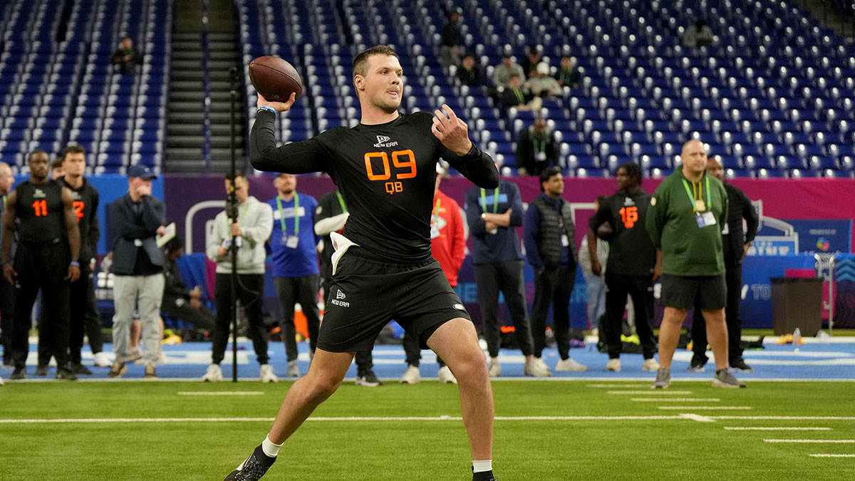 NCAA-leading QB ‘undervalued’ as he visits Steelers amid Aaron Rodgers saga