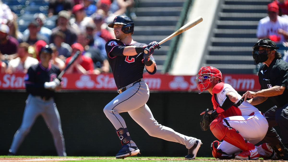 Guardians outfielder exits vs. White Sox with injury