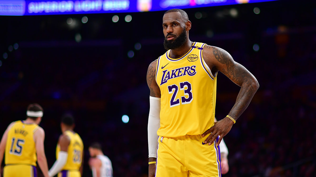 Los Angeles Lakers forward LeBron James (23) during the second half at Crypto.com Arena.