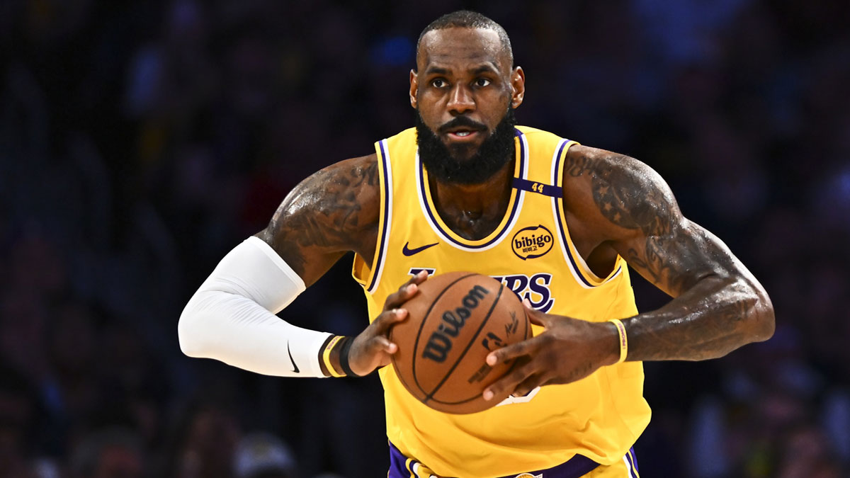 Los Angeles Lakers forward LeBron James (23) passes against the Houston Rockets during the first half at Crypto.com Arena.