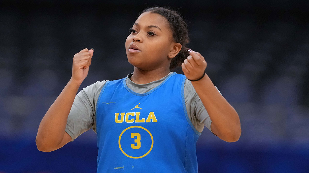 UCLA Bruins guard Londynn Jones (3) during practice at Amalie Arena.