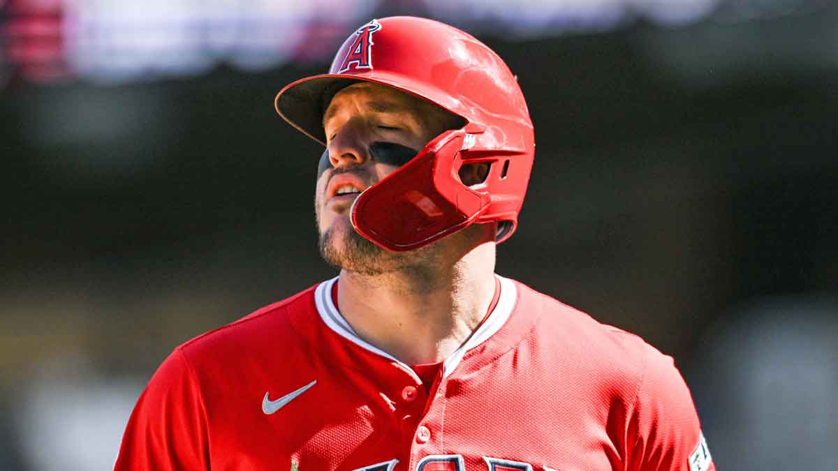 Los Angeles Angels outfielder Mike Trout (27) reacts after lining out during the ninth inning against the Minnesota Twins at Target Field.