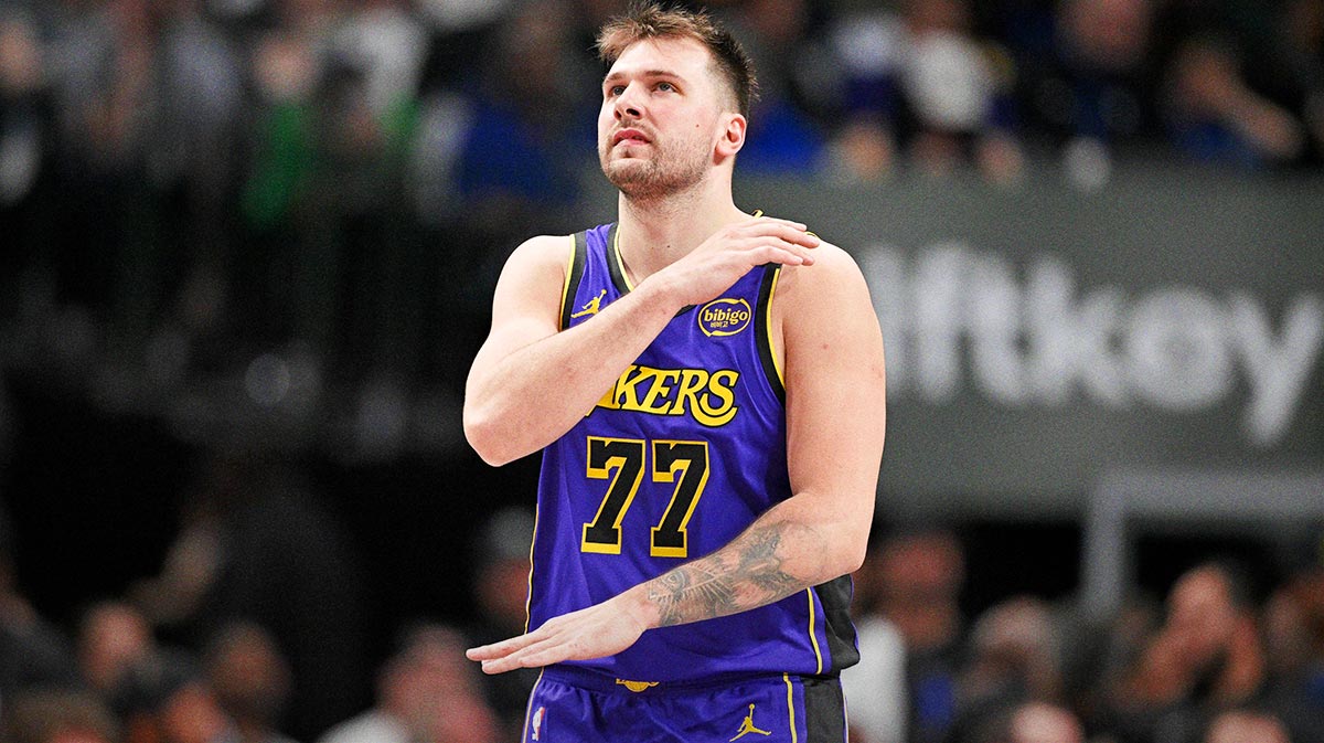 Luka Doncic threw his phone after learning of Lakers-Mavericks trade